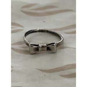 Pre Owned James Avery Retired Sterling Silver Bow Ring Size 4